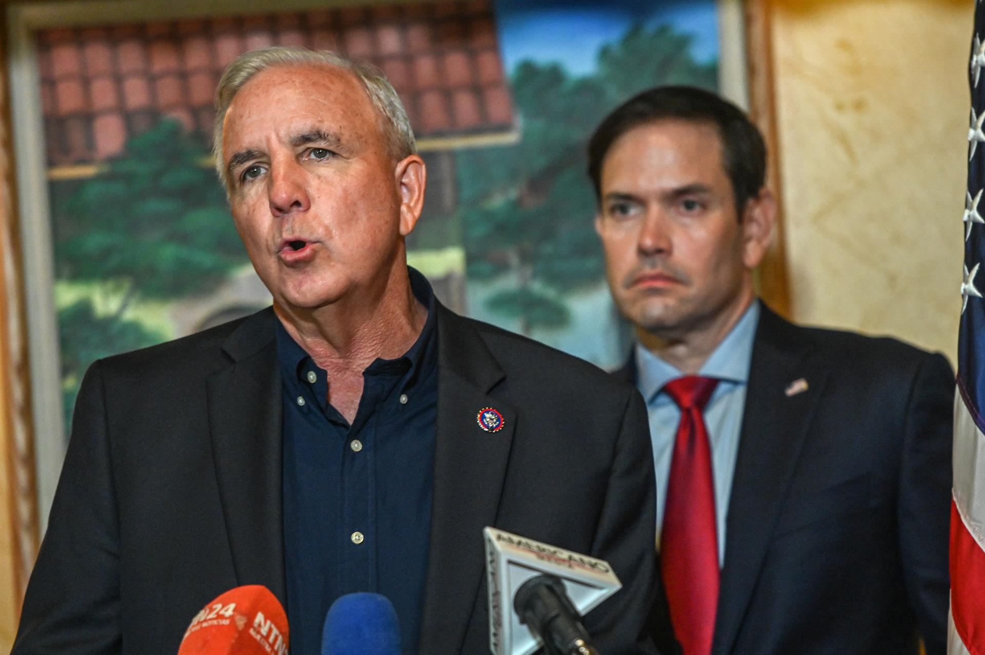 Congresista Giménez pide a EEUU acciones contra represores cubanos
