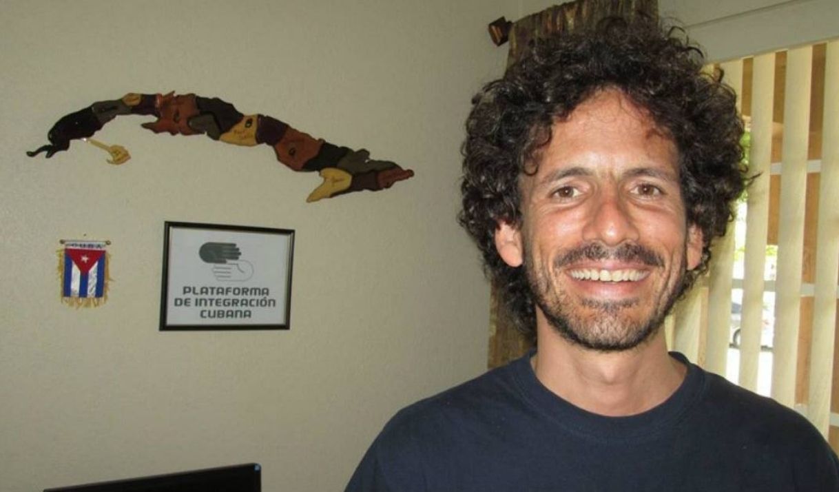 Prohíben salida del país a periodista cubano Boris González Arenas