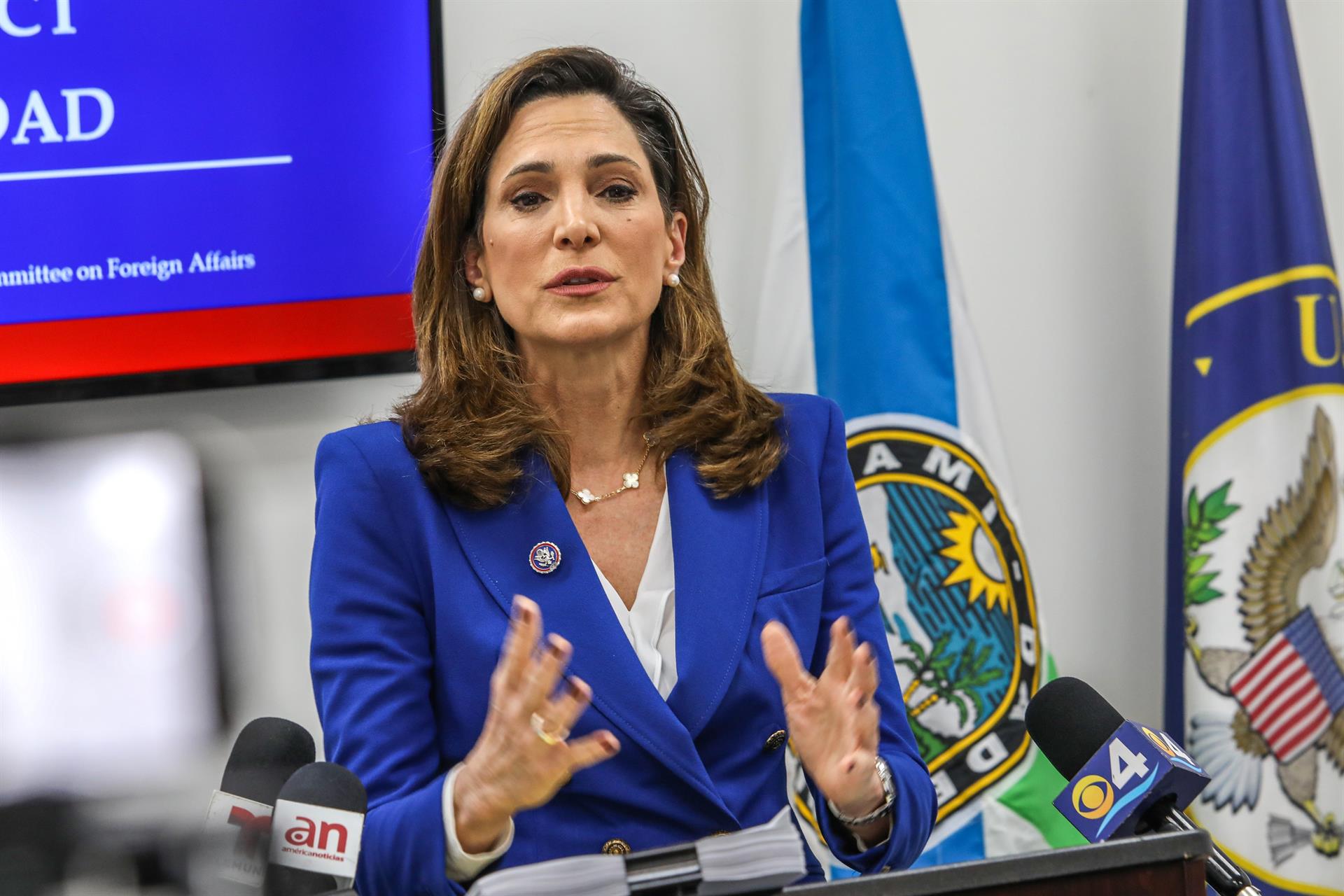 Salazar pide frenar negocios en Florida que presuntamente sostienen a la dictadura cubana